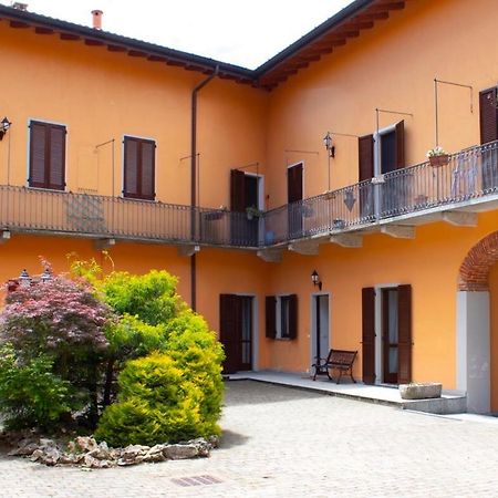 Apartamento Il Monastero Castelletto sopra Ticino Exterior foto