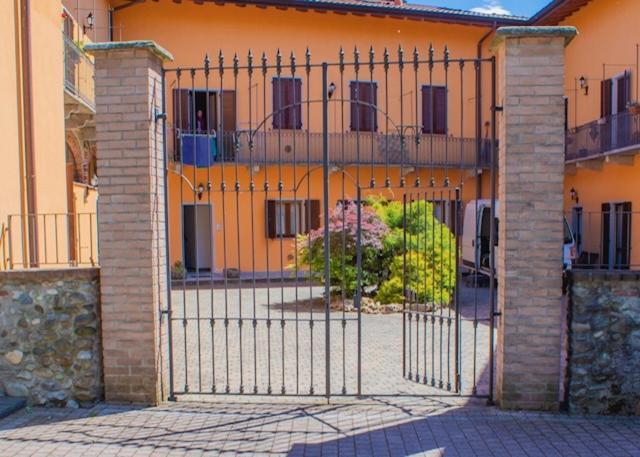 Apartamento Il Monastero Castelletto sopra Ticino Exterior foto